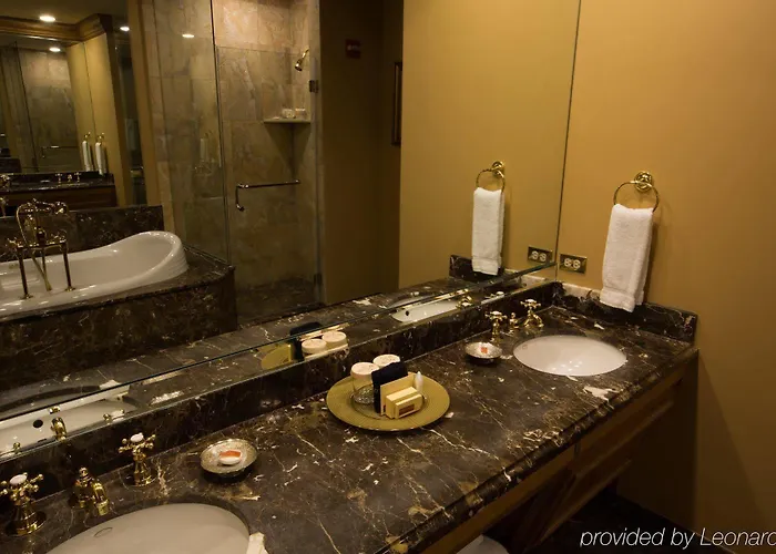 Herrington & Hotel 4*