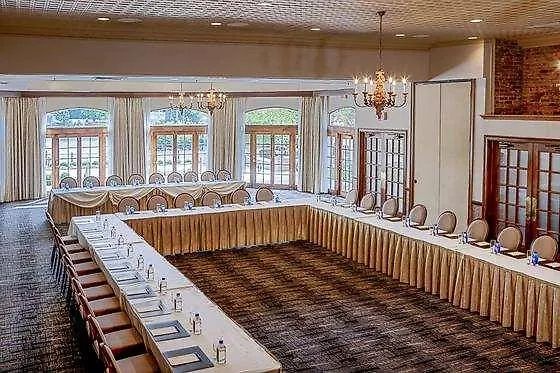 Herrington & Hotel 4*