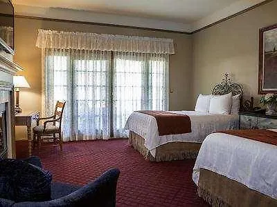 Hotel Herrington & 4*